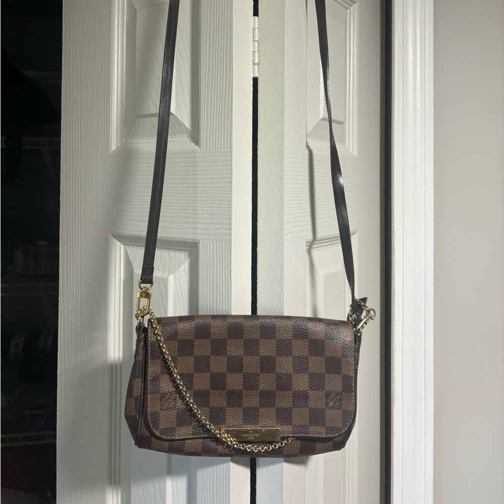 Louis Vuitton monogram satchel with gold chain